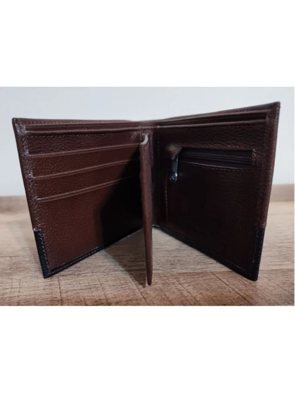 ARON Men's Black and Brown Bifold Wallet